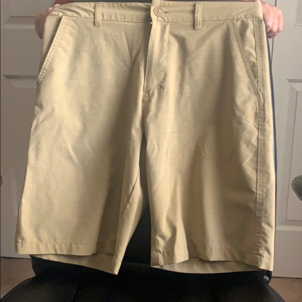 OP men’s shorts size 32